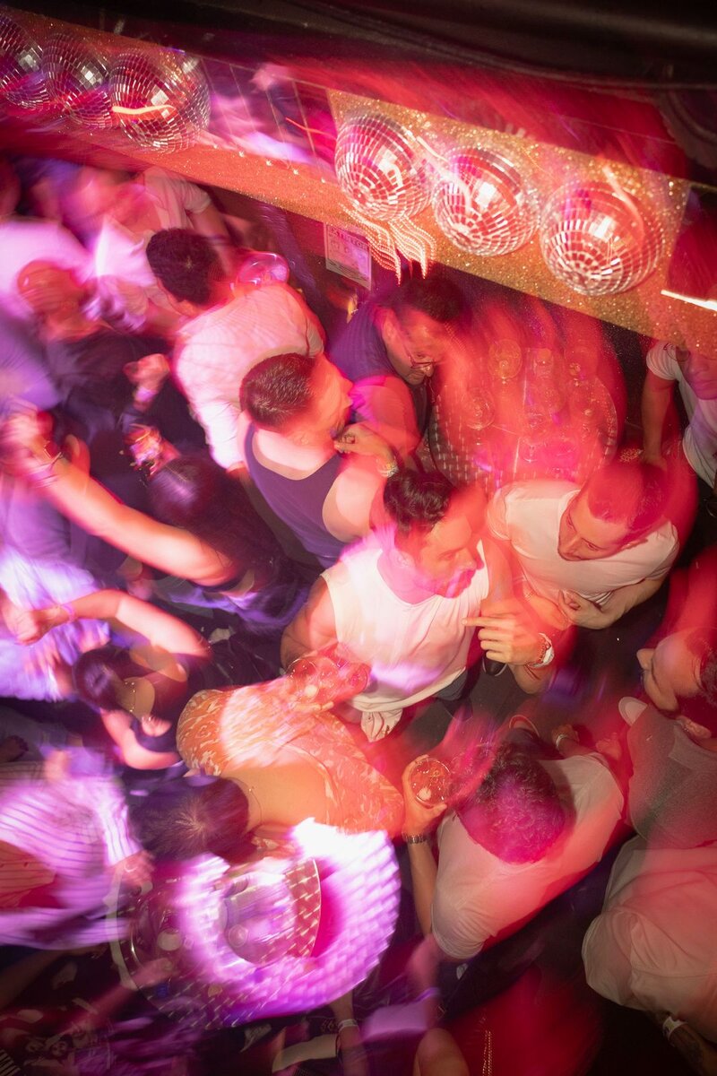 Gay Nightlife Tour-5a886049-1327-4b47-b3ec-eafa6a0e3b29