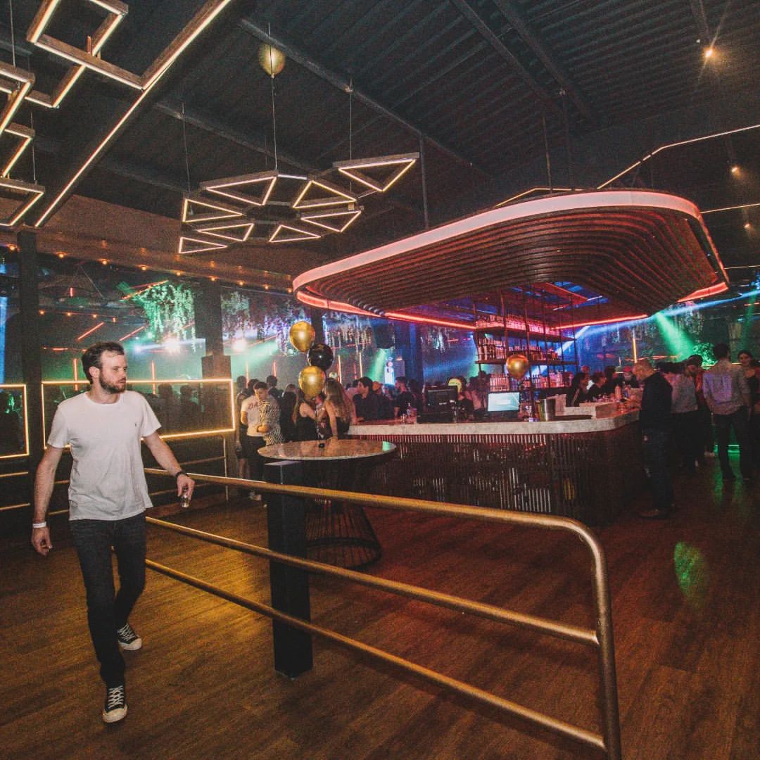 Afrika Disco-20190f42-7dce-417a-a094-38d4e5e72537