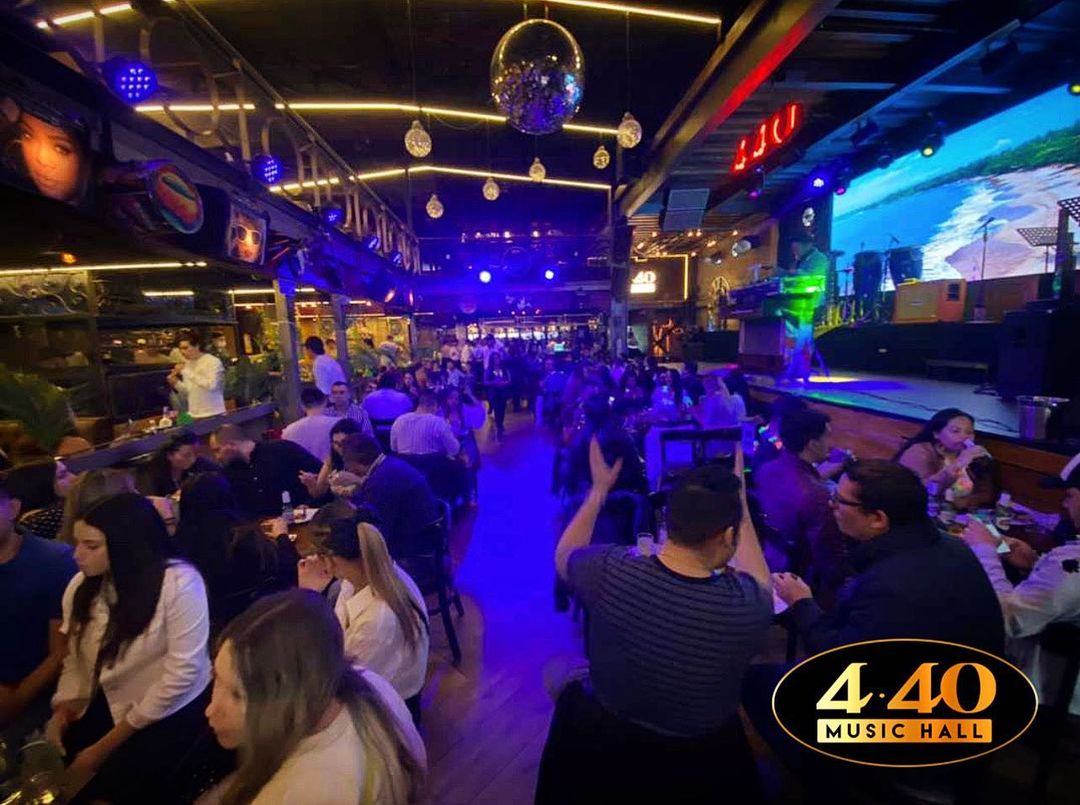 4 40 Music Hall-565732eb-2796-4d60-884b-a57ea0b3cea3