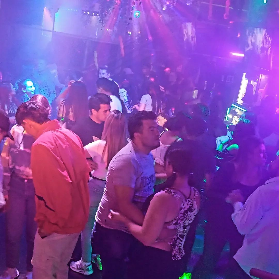Creta Bar Suba-66694f62-5248-4960-92e2-2ba77b9b21ee