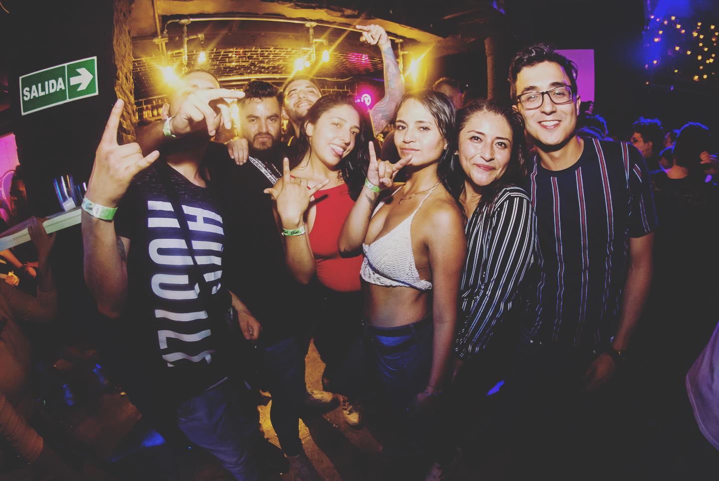Get Down Bar-2bcd0c08-8905-43f5-a33f-54e364c83024
