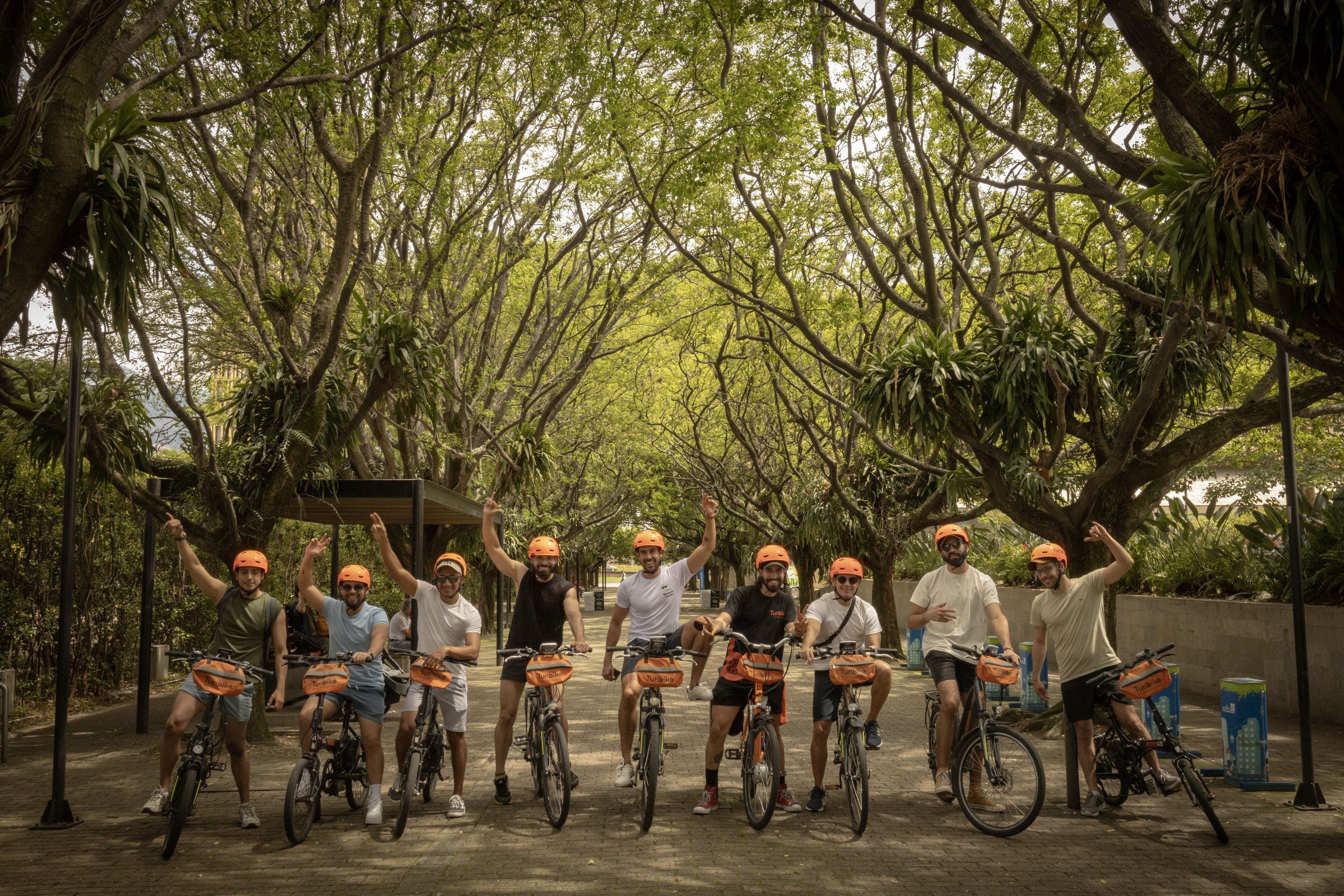 E-Bike tour x Medellín-7554344d-050d-4a08-90af-77ff56fe96c5