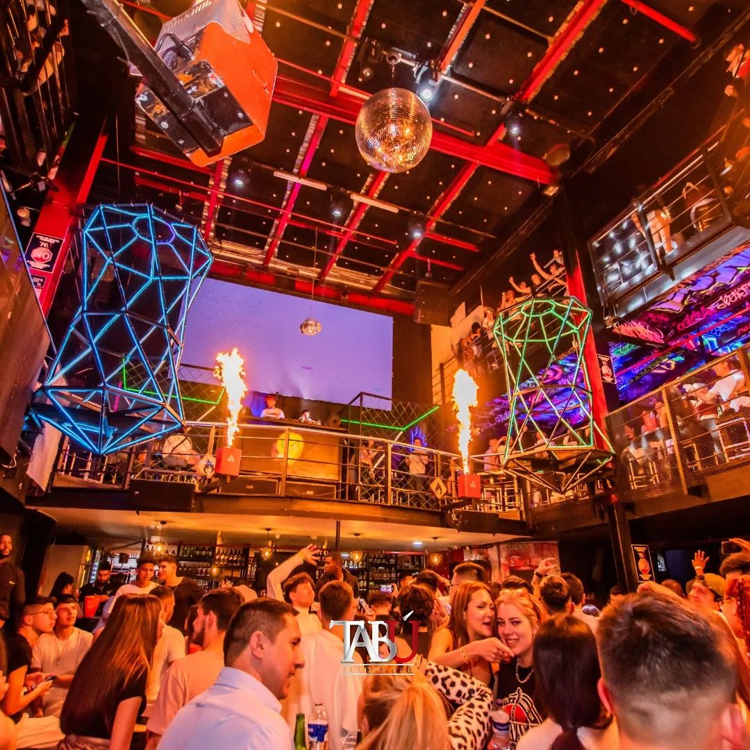 Tabu Studio Bar-54d8f3ac-7417-4830-98ed-2b79b21b8ba2